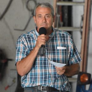 Scott Shriver speaking at his 2018 field day