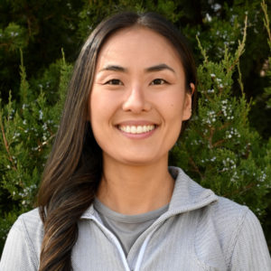 Grace Yi Headshot 10 13 2022 small1