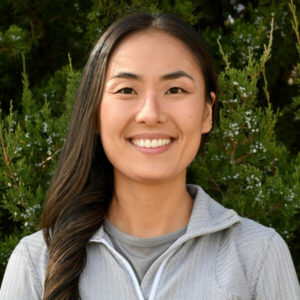 Grace Yi Headshot 10 13 2022 small1